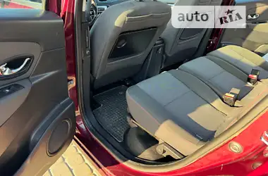 Renault Scenic 2013