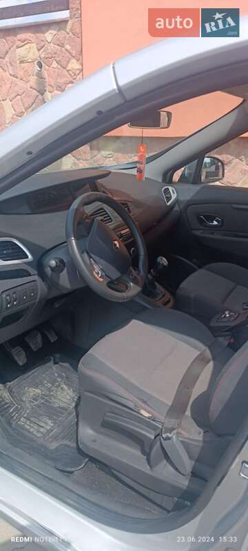 Минивэн Renault Scenic 2013 в Тернополе
