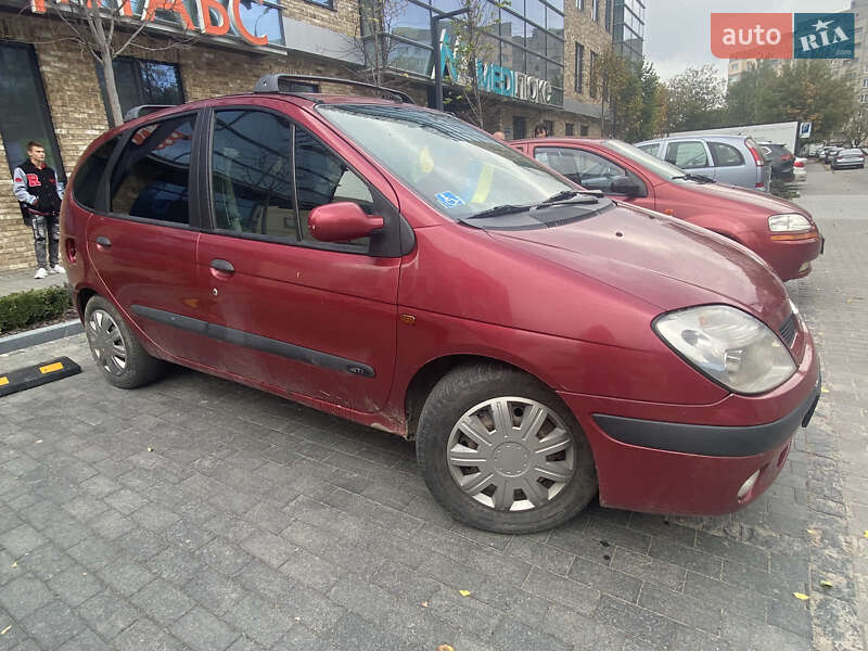 Минивэн Renault Scenic 2001 в Гайсине