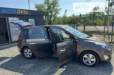 Минивэн Renault Scenic 2011 в Иршаве