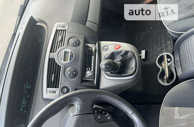 Мінівен Renault Scenic 2004 в 