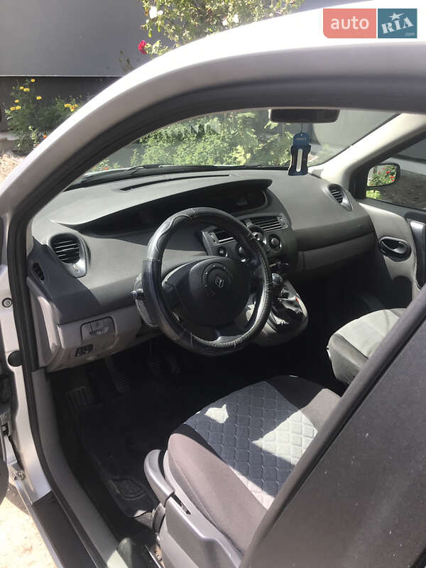 Минивэн Renault Scenic 2005 в Тернополе