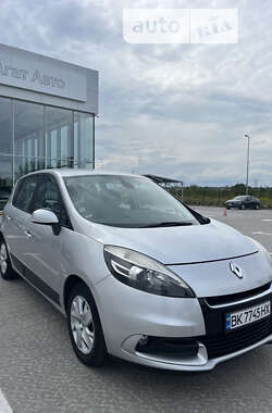 Мінівен Renault Scenic 2013 в Рівному