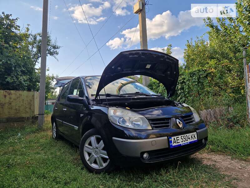 Мінівен Renault Scenic 2006 в Кривому Розі