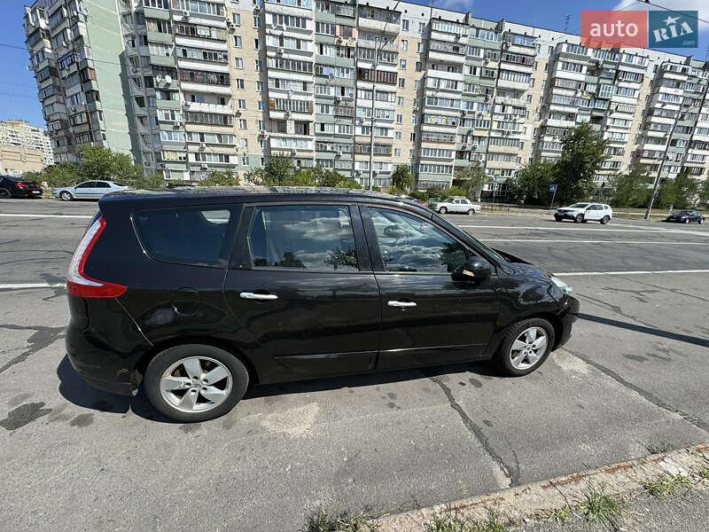 Мінівен Renault Scenic 2009 в Києві