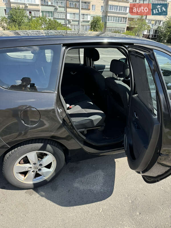 Мінівен Renault Scenic 2009 в Києві