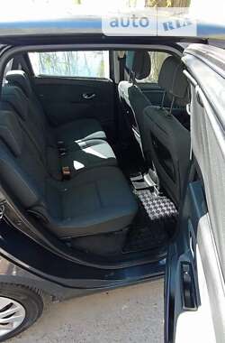 Минивэн Renault Scenic 2010 в 