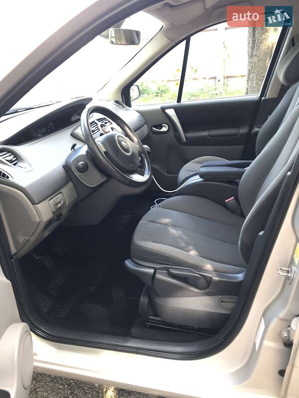 Минивэн Renault Scenic 2008 в Харькове фото 10 Минивэн Renault Scenic 2008 в Харькове