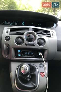 Минивэн Renault Scenic 2008 в 