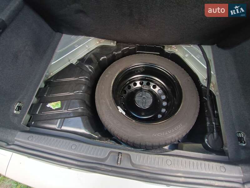 Минивэн Renault Scenic 2007 в Киеве