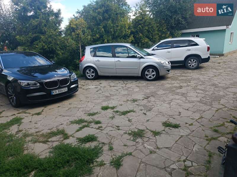 Минивэн Renault Scenic 2007 в Киеве