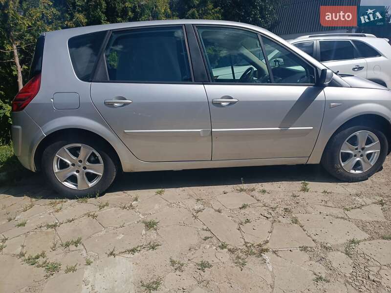 Минивэн Renault Scenic 2007 в Киеве
