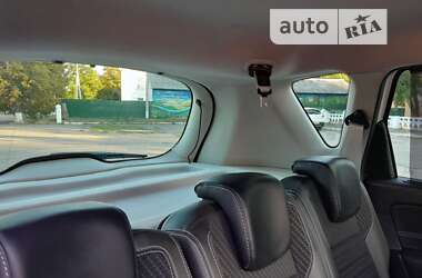 Минивэн Renault Scenic 2015 в 