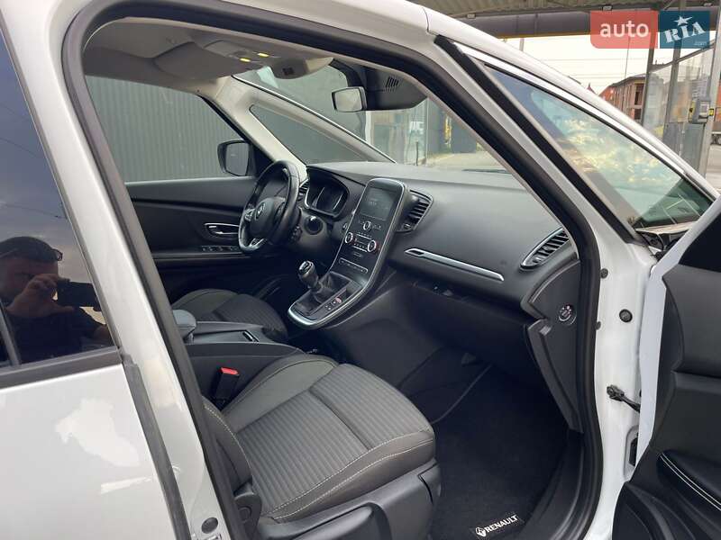 Минивэн Renault Scenic 2017 в Луцке фото 13 Минивэн Renault Scenic 2017 в Луцке