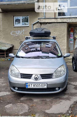 Минивэн Renault Scenic 2004 в Ивано-Франковске