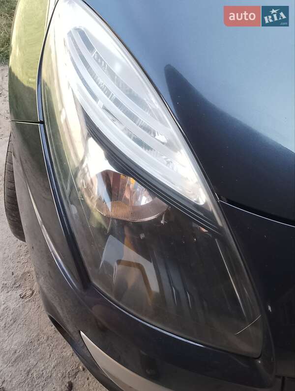 Минивэн Renault Scenic 2010 в Владимирце фото 10 Минивэн Renault Scenic 2010 в Владимирце
