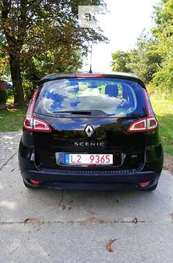 Минивэн Renault Scenic 2010 в Казатине