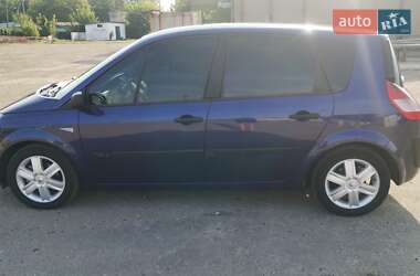 Минивэн Renault Scenic 2003 в 