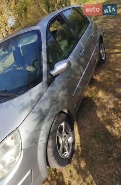 Минивэн Renault Scenic 2006 в 