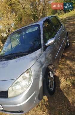Минивэн Renault Scenic 2006 в 