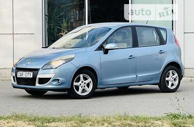 Минивэн Renault Scenic 2010 в Киеве