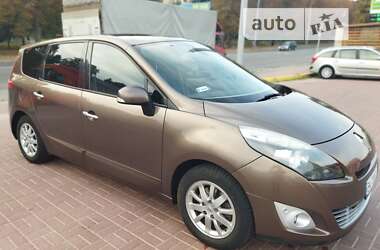 Мінівен Renault Scenic 2009 в Рівному