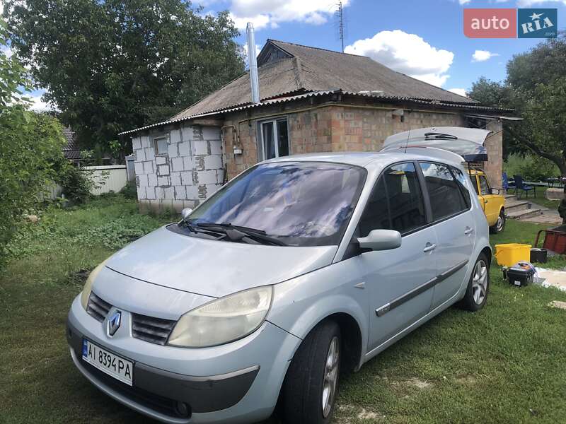 Минивэн Renault Scenic 2004 в Борисполе