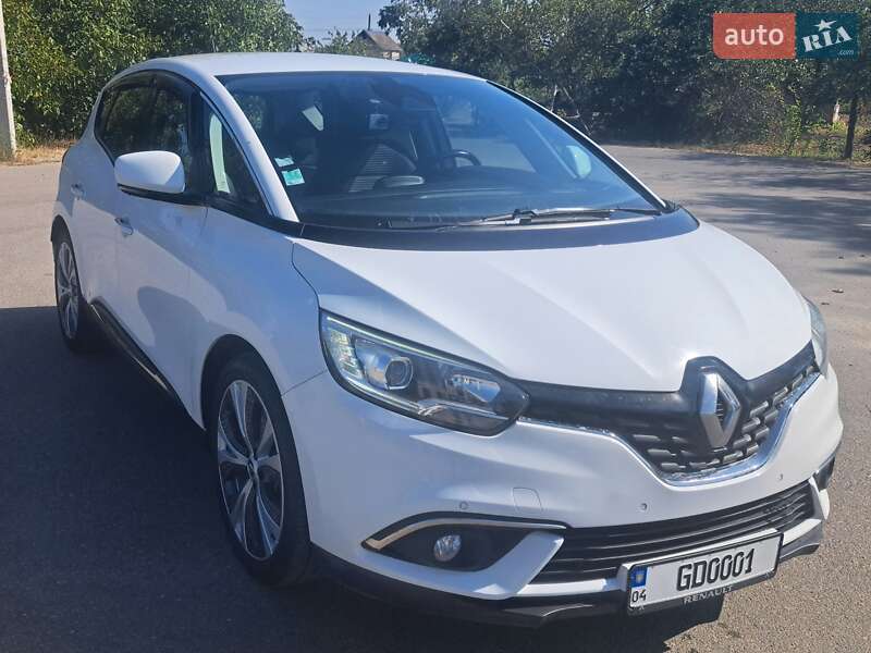 Минивэн Renault Scenic 2017 в 
