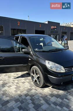 Мінівен Renault Scenic 2006 в Гадячі