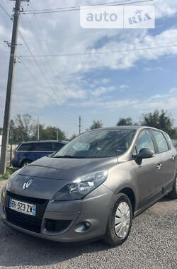 Минивэн Renault Scenic 2011 в Виннице