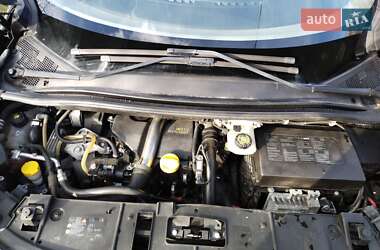 Минивэн Renault Scenic 2010 в 