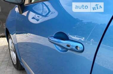 Минивэн Renault Scenic 2015 в 