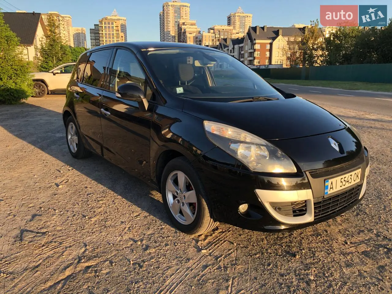 2010 Renault Scenic - мініатюра 9
