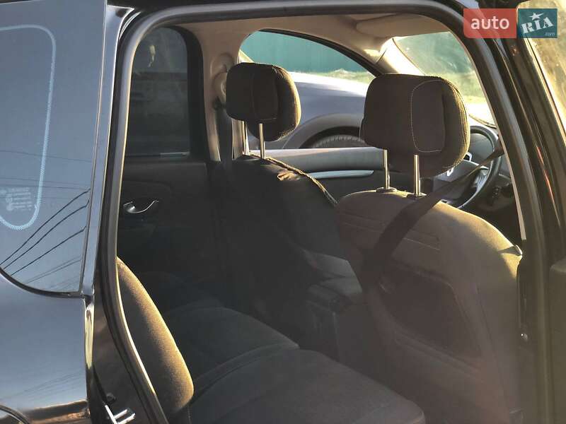 Минивэн Renault Scenic 2009 в Киеве