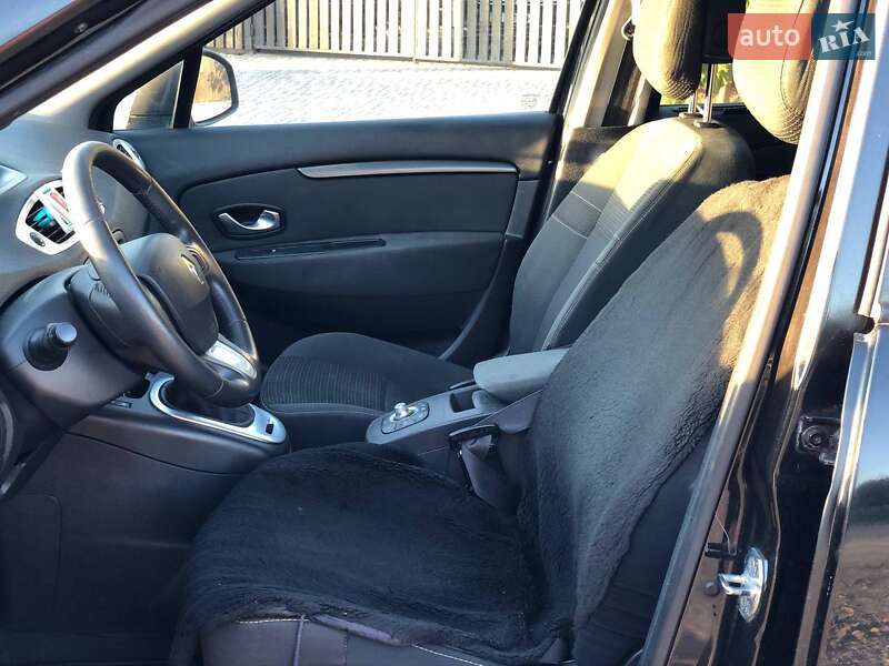 Минивэн Renault Scenic 2009 в Киеве