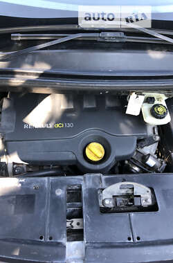 Минивэн Renault Scenic 2010 в 