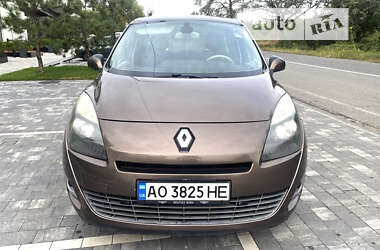 Минивэн Renault Scenic 2010 в Ужгороде