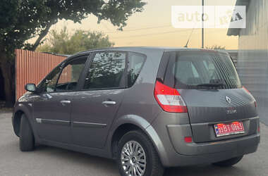 Минивэн Renault Scenic 2006 в Березане