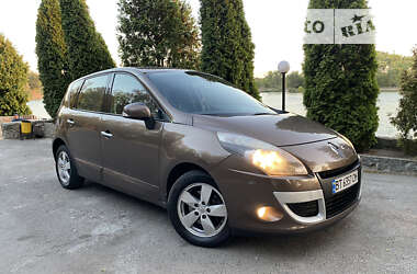 Минивэн Renault Scenic 2009 в Кропивницком