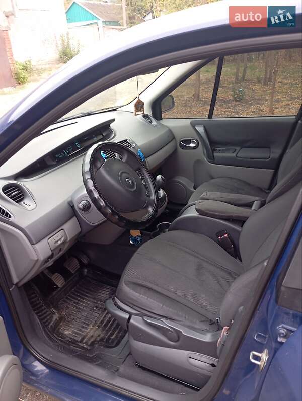 Мінівен Renault Scenic 2007 в Устинівці