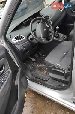 Минивэн Renault Scenic 2010 в Калуше