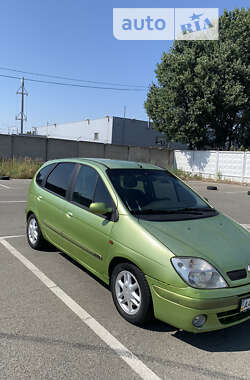 Мінівен Renault Scenic 2002 в Києві