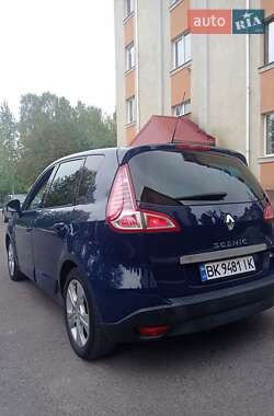 Мінівен Renault Scenic 2010 в 