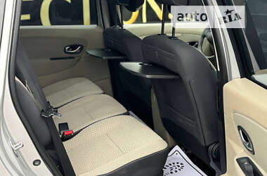 Минивэн Renault Scenic 2011 в Дрогобыче