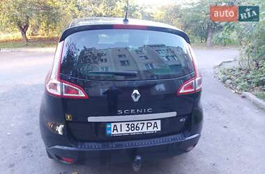 Минивэн Renault Scenic 2011 в 