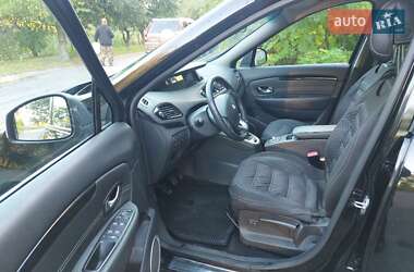 Минивэн Renault Scenic 2011 в 