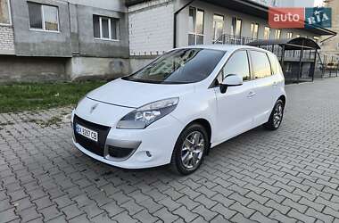 Минивэн Renault Scenic 2012 в Дубно