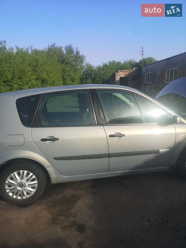 Минивэн Renault Scenic 2005 в Диканьке