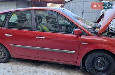 Минивэн Renault Scenic 2003 в 