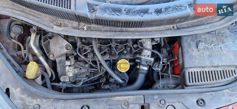 Мінівен Renault Scenic 2003 в Хмельницькому
